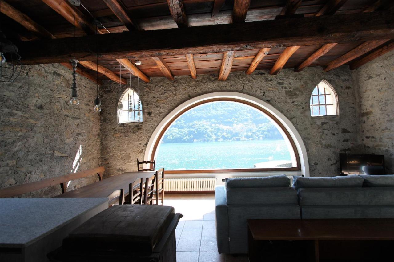 House On The Lake Shore Of Laglio Kültér fotó