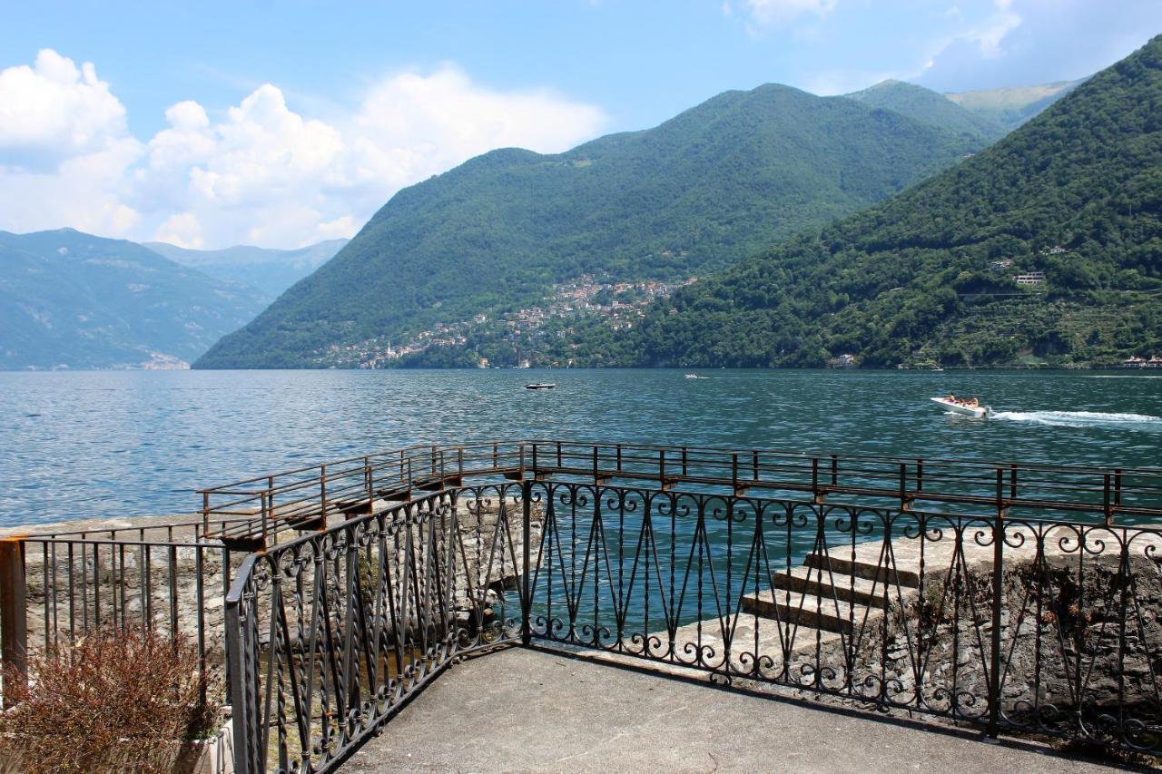 House On The Lake Shore Of Laglio Kültér fotó